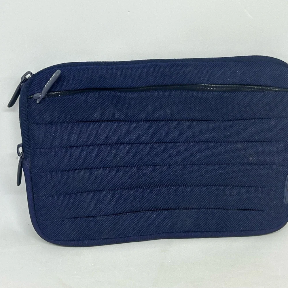 Belkin Dark‎ Blue Universal Pleat Sleeve E-Reader Case F8N401
